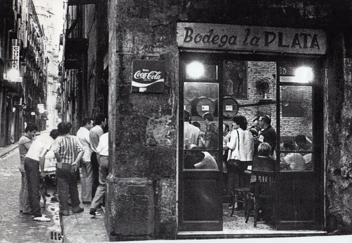 El ambiente del bar La Plata en 1971.
