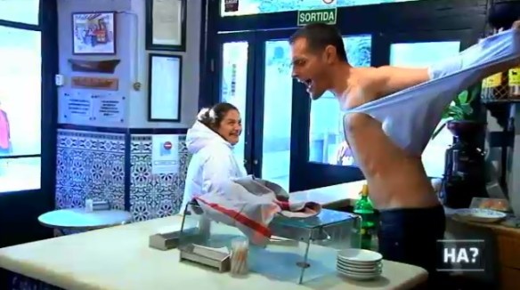 Homo APM en el bar La Plata.